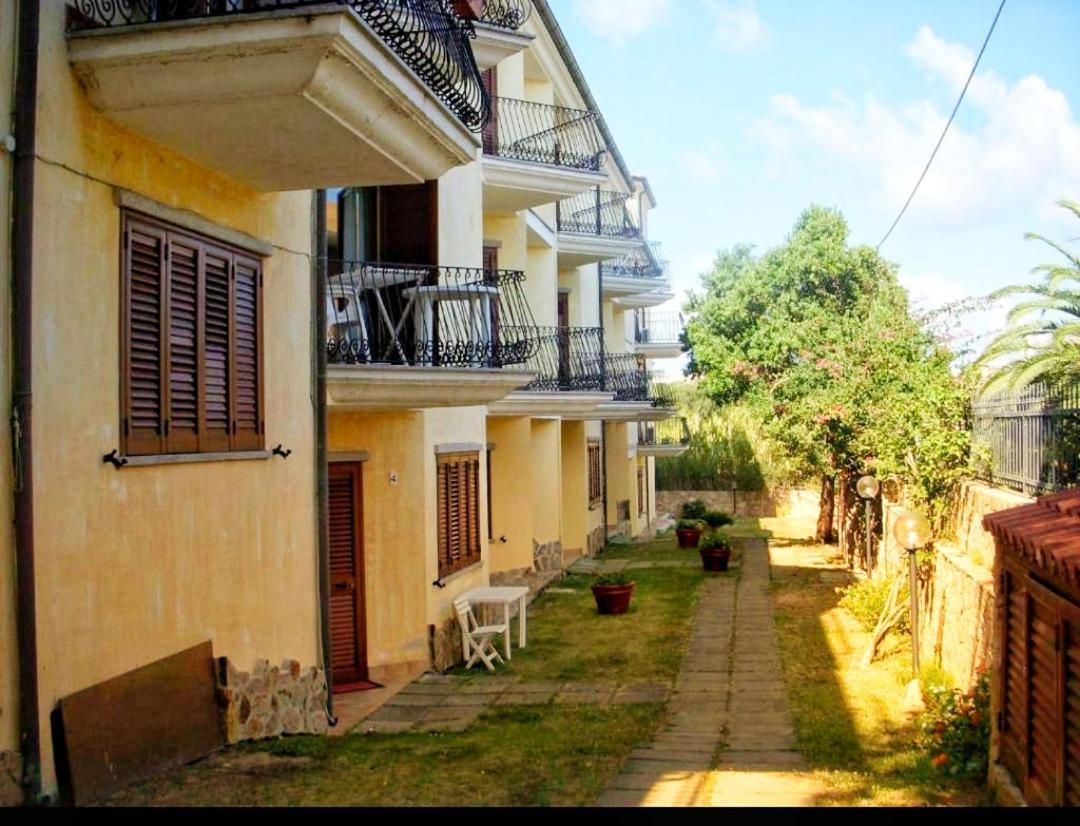 Apartamento Bouganville Con Parcheggio Privato La Maddalena (Sassari)
